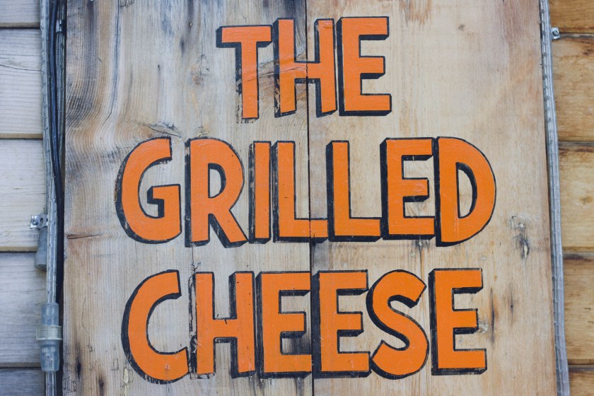 the grilled cheese, restaurant, sign